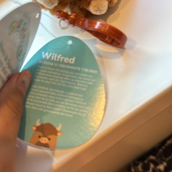 Wilfred clip Squishmallow - Picture 3 of 3